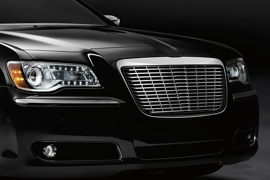 Avtomobil Barmaqlığı: Dizayn Şəxsiyyətinin Mühəndislik Dəqiqliyinə Qarşı Olduğu Yer